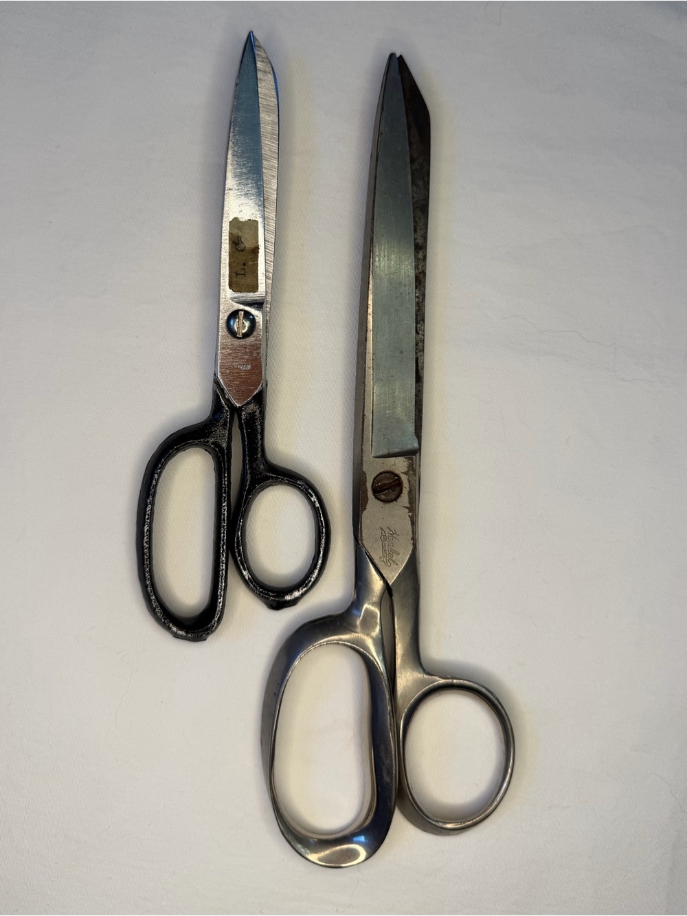 Pair of Vintage Metal Tailor Scissors Shears Silver and Black. Sharp